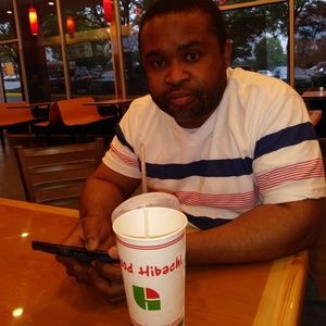 Meet your Posher, Ekerette